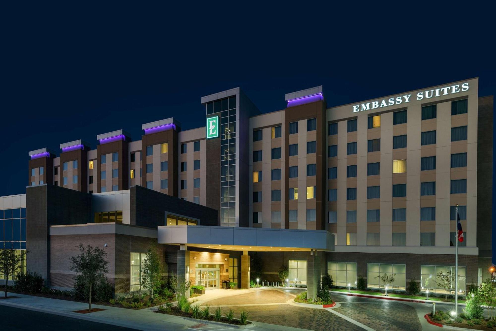 Embassy Suites By Hilton קולג' סטיישן מראה חיצוני תמונה